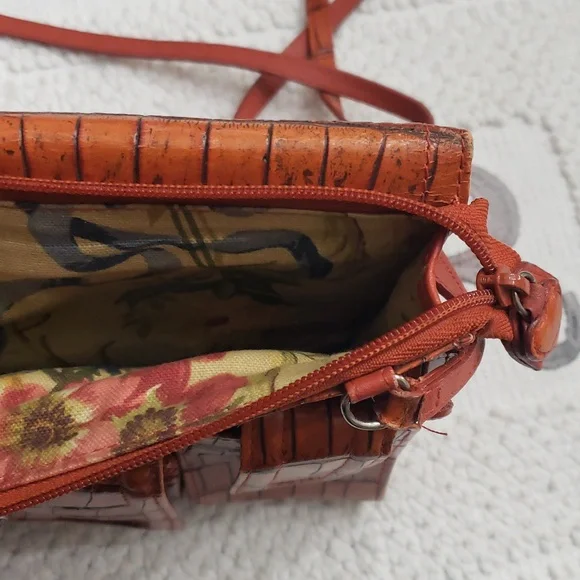 BRIGHTON ORANGE CROCODILE PATTERN CROSSBODY BAG - Picture 5 of 16